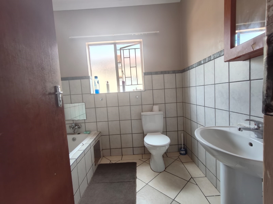 3 Bedroom Property for Sale in Bodorp North West